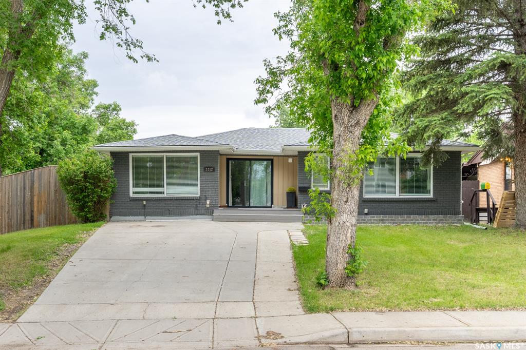 MLS® listing #SK039230 for sale located at 3312 Portnall Avenue