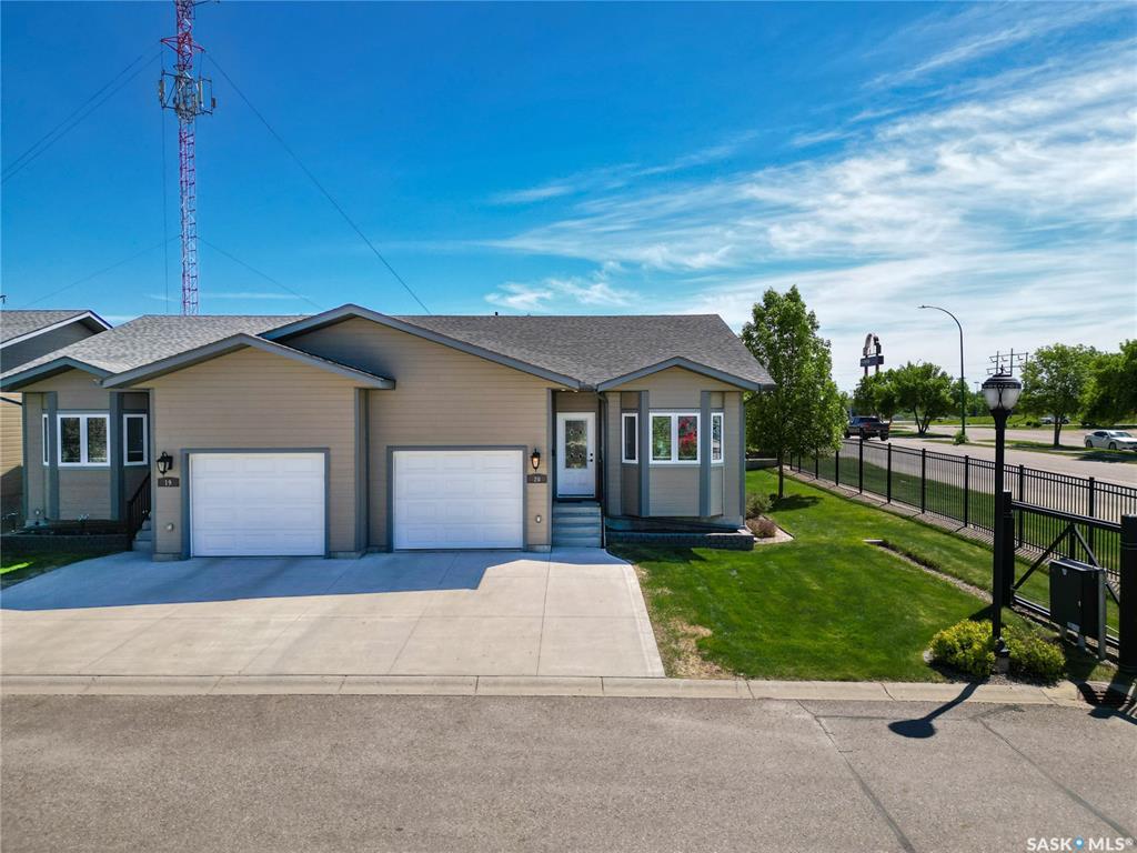 MLS® listing #SK039235 for sale located at 550 Southwood Drive #20