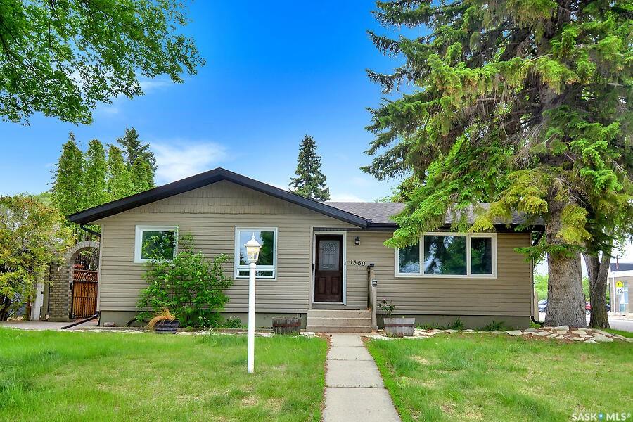 1369 East Centre, SK039250, Saskatchewan,
