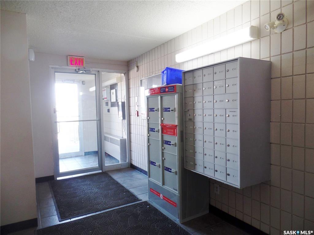 Second View of 550 Laurier Street #102, Central MJ, Moose Jaw, Saskatchewan, S6H 6X6