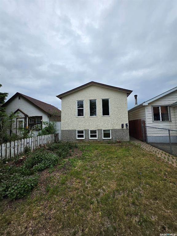 MLS® listing #SK039290 for sale located at 515 St John Street