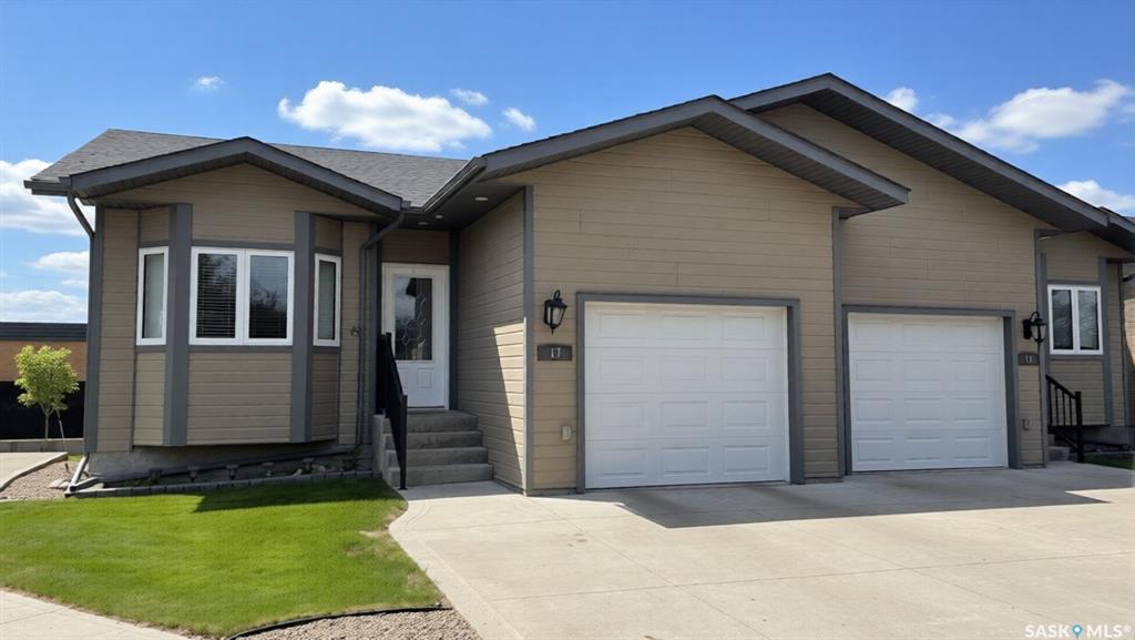 550 Southwood Drive #17, SK039297, Saskatchewan,