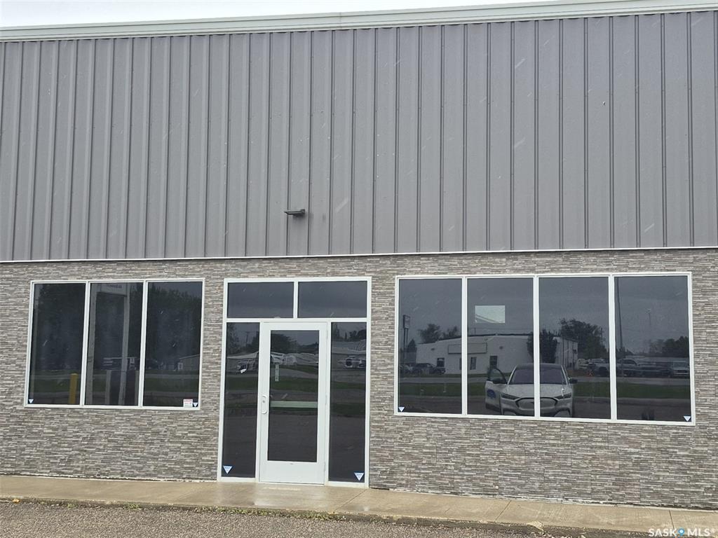 Third View of 464 Broadway Street E #1, Yorkton, Saskatchewan, S3N 2X3