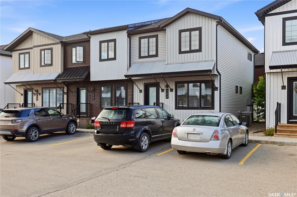 MLS® listing #SK039312 for sale located at 2715 Narcisse Drive #122