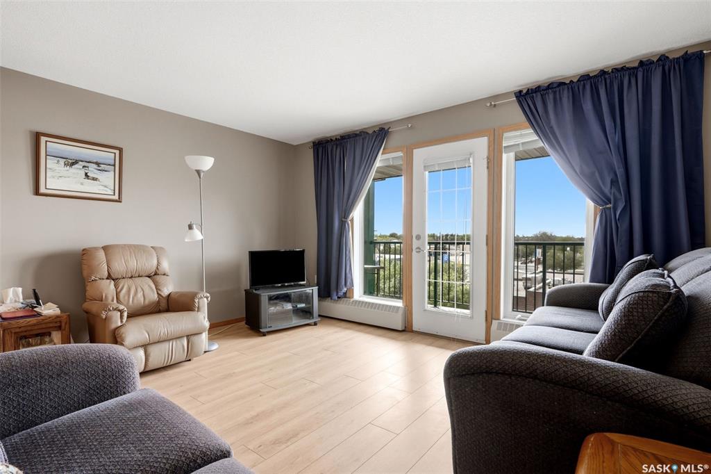 Fifth View of 205 Mcintyre Street N #403, Cityview, Regina, Saskatchewan, S4R 3B7