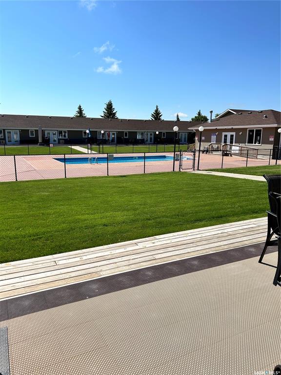 MLS® listing #SK039426 for sale located at 1250 Aaro Avenue #15