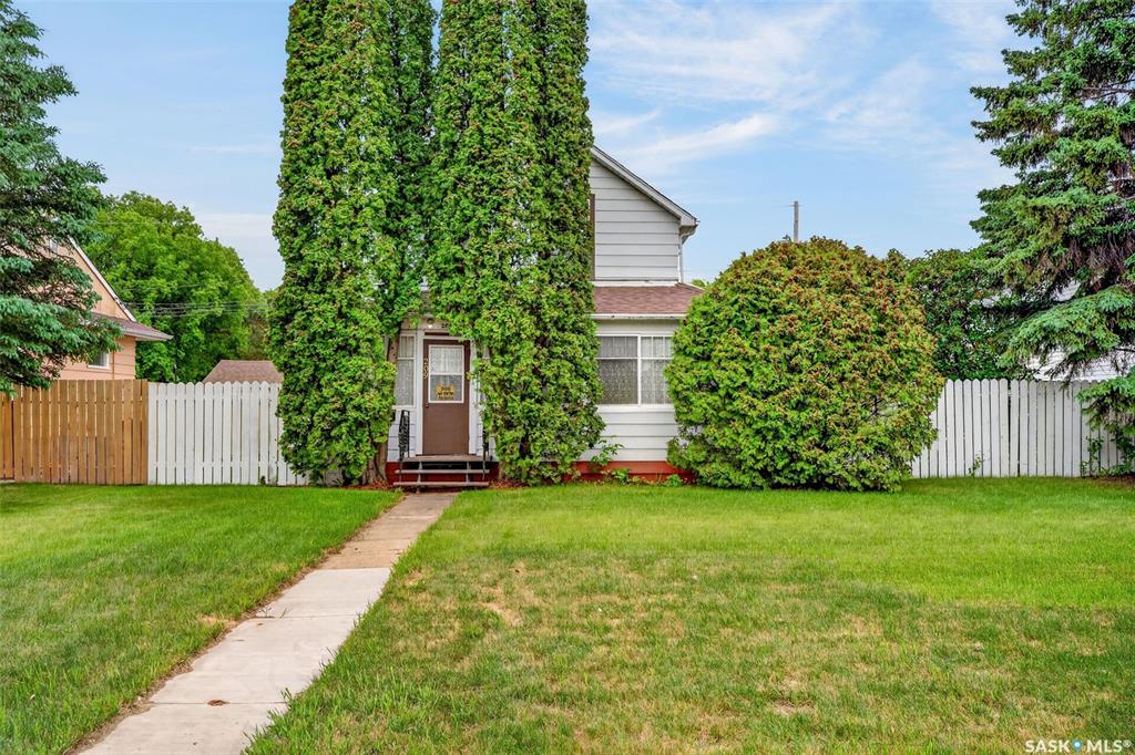 209 12 Th Street E, SK039493, Saskatchewan,