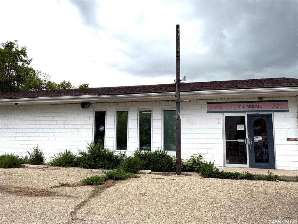MLS® listing #SK039508 for sale located at 1150 O Byrne Street