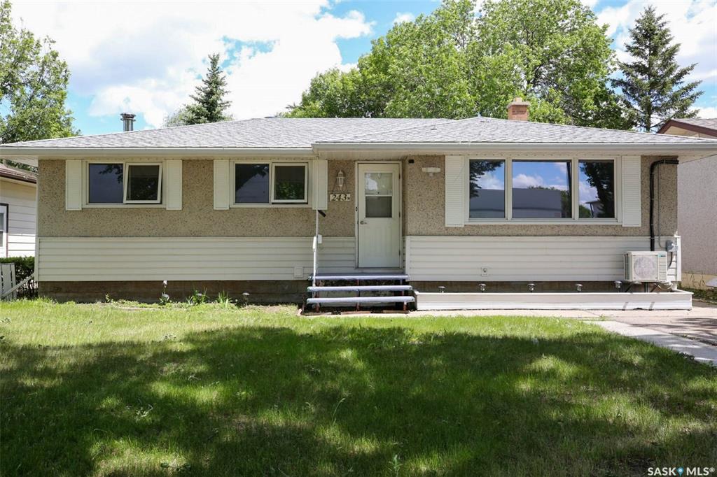 MLS® listing #SK039524 for sale located at 243 Smith Street N