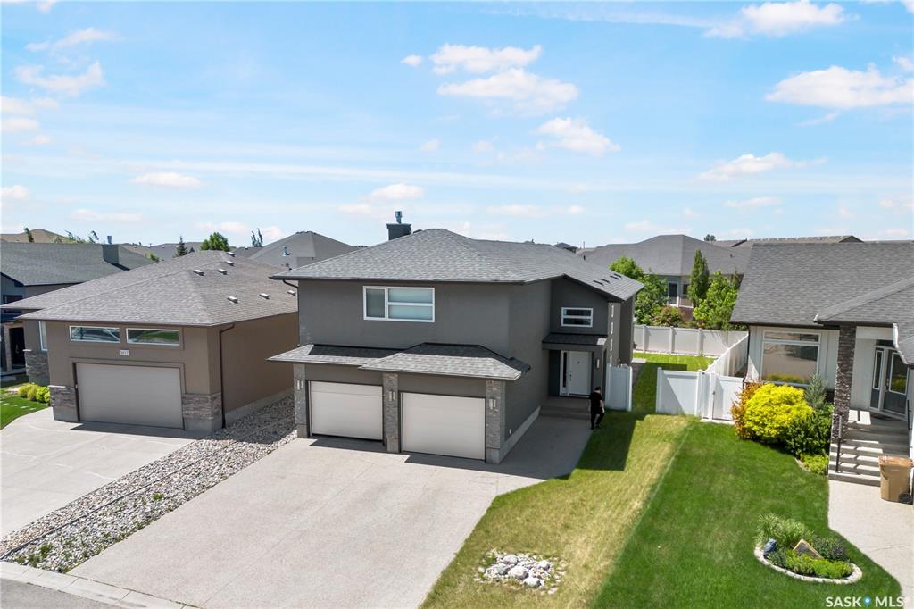 MLS® listing #SK039554 for sale located at 3821 Goldfinch Way