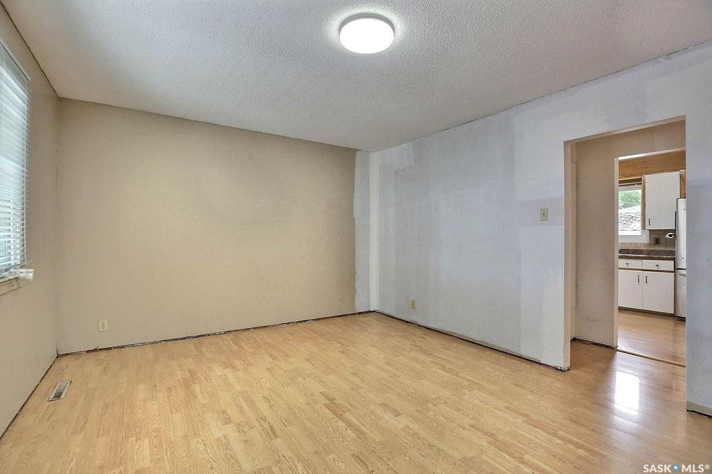 Fourth View of 1046 Lindsay Street, Eastview RG, Regina, Saskatchewan, S4N 3A9