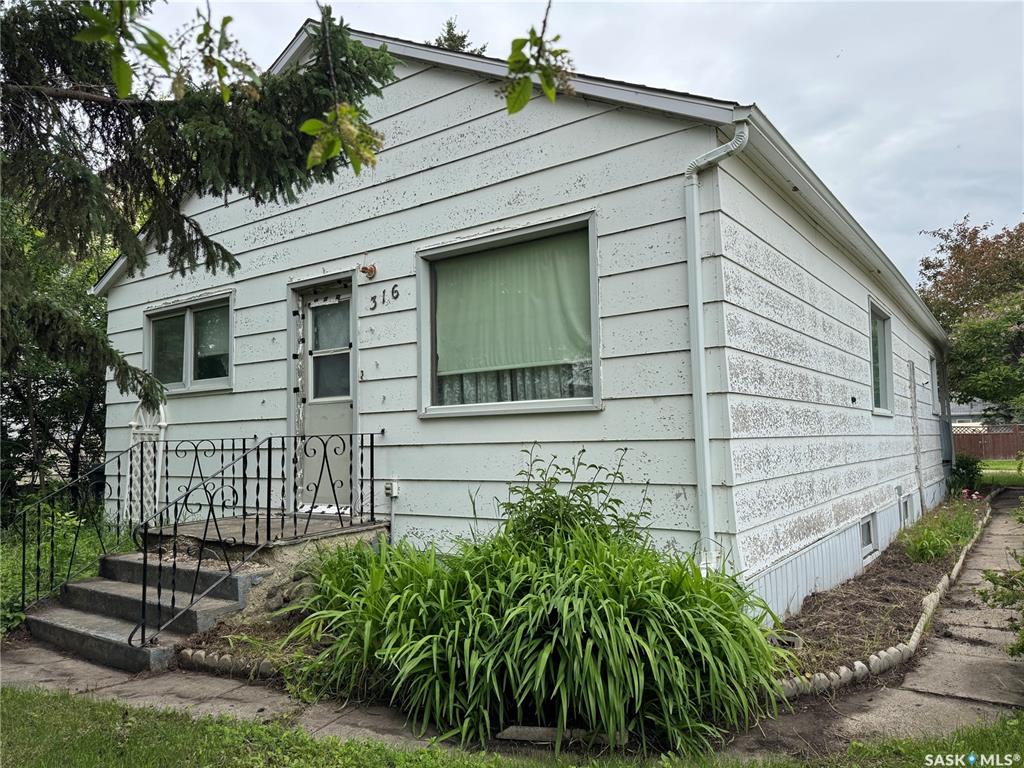 316 1st Street E, SK039596, Saskatchewan,