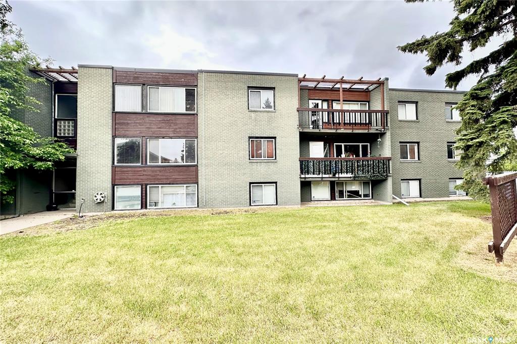 208 Lindsay Place #14, SK039617, Saskatchewan,