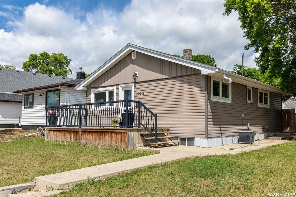 1122 Stadacona Street W, SK039790, Saskatchewan,