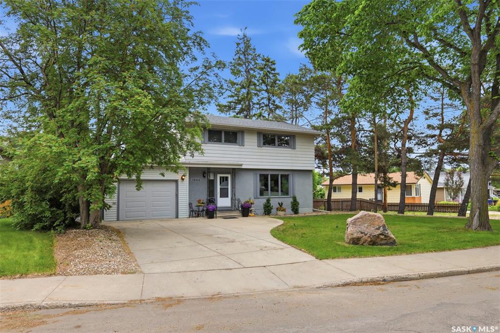 Third View of 1660 Alexandra Avenue, North Park, Saskatoon, Saskatchewan, S7K 3C3