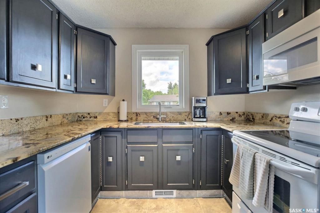 Fifth View of 2534 7th Avenue E, Glencairn Village, Regina, Saskatchewan, S4N 5T4