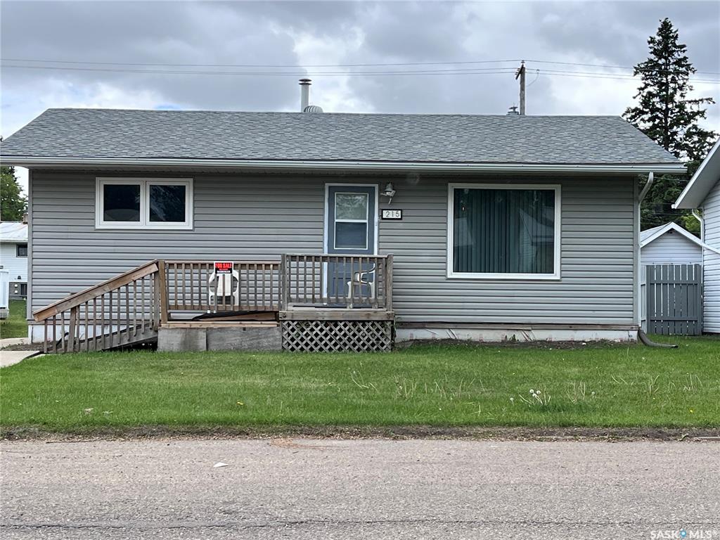 215 Burns Avenue W, SK039848, Saskatchewan,
