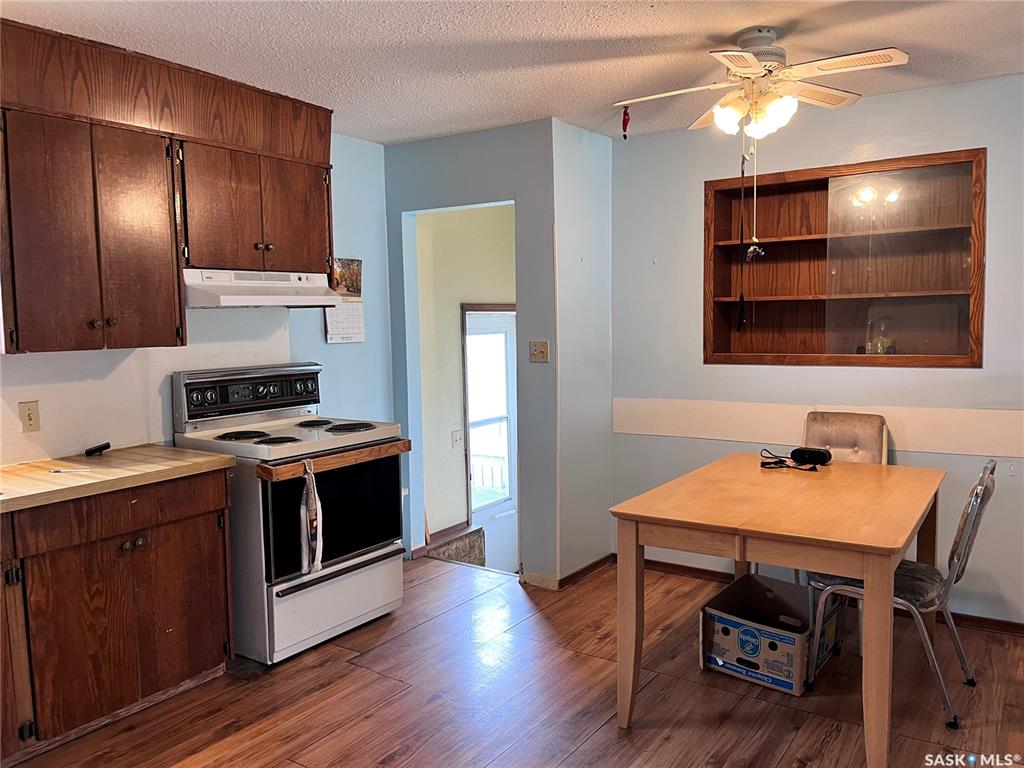 Fourth View of 215 Burns Avenue W, Melfort, Saskatchewan, S0E 1A0