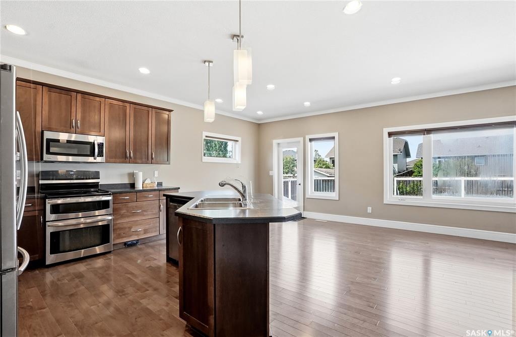 Fifth View of 620 6th Avenue S, Martensville, Saskatchewan, S0K 0A2