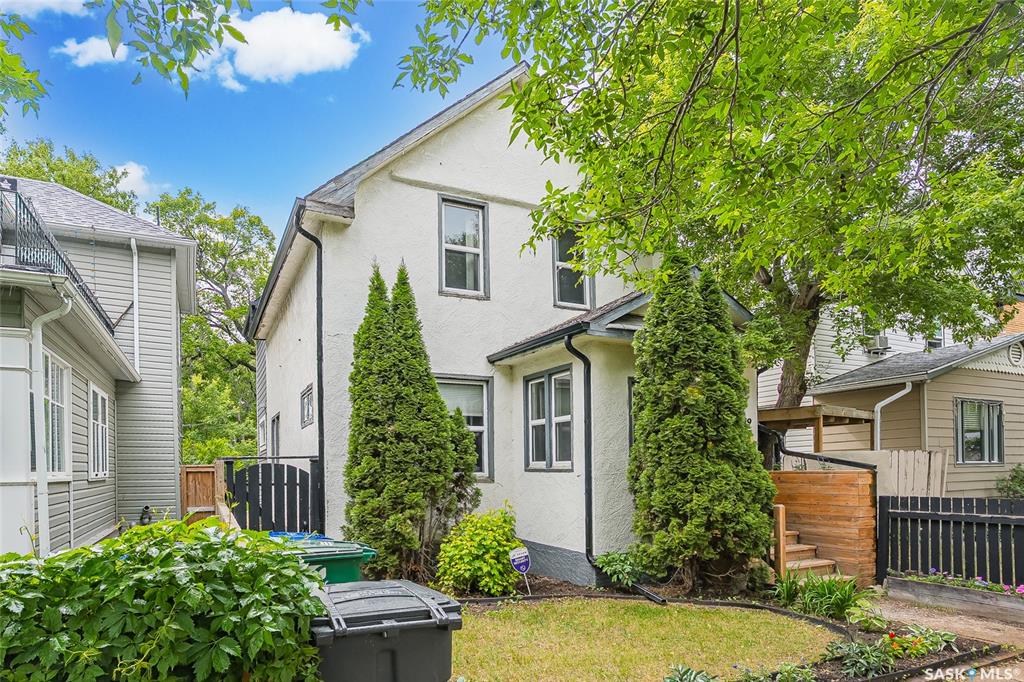 Fourth View of 519 G Avenue S, Riversdale, Saskatoon, Saskatchewan, S7M 1V7