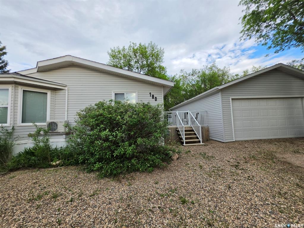 180 10th Street, SK039971, Saskatchewan,
