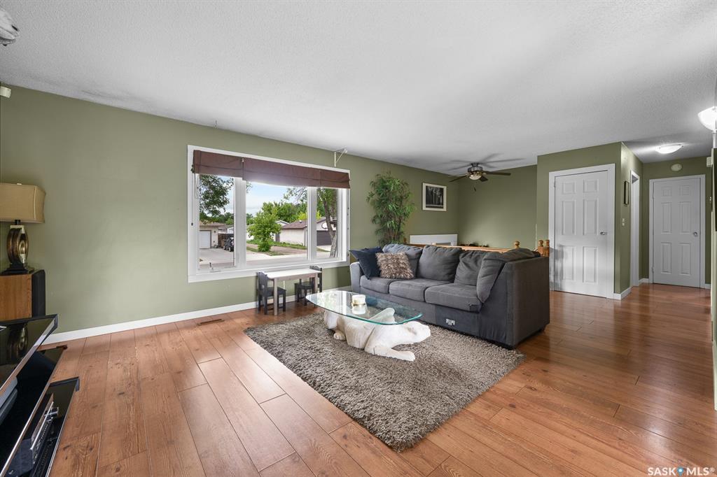 Fourth View of 10 Bastedo Crescent, Normanview West, Regina, Saskatchewan, S4T 6X9
