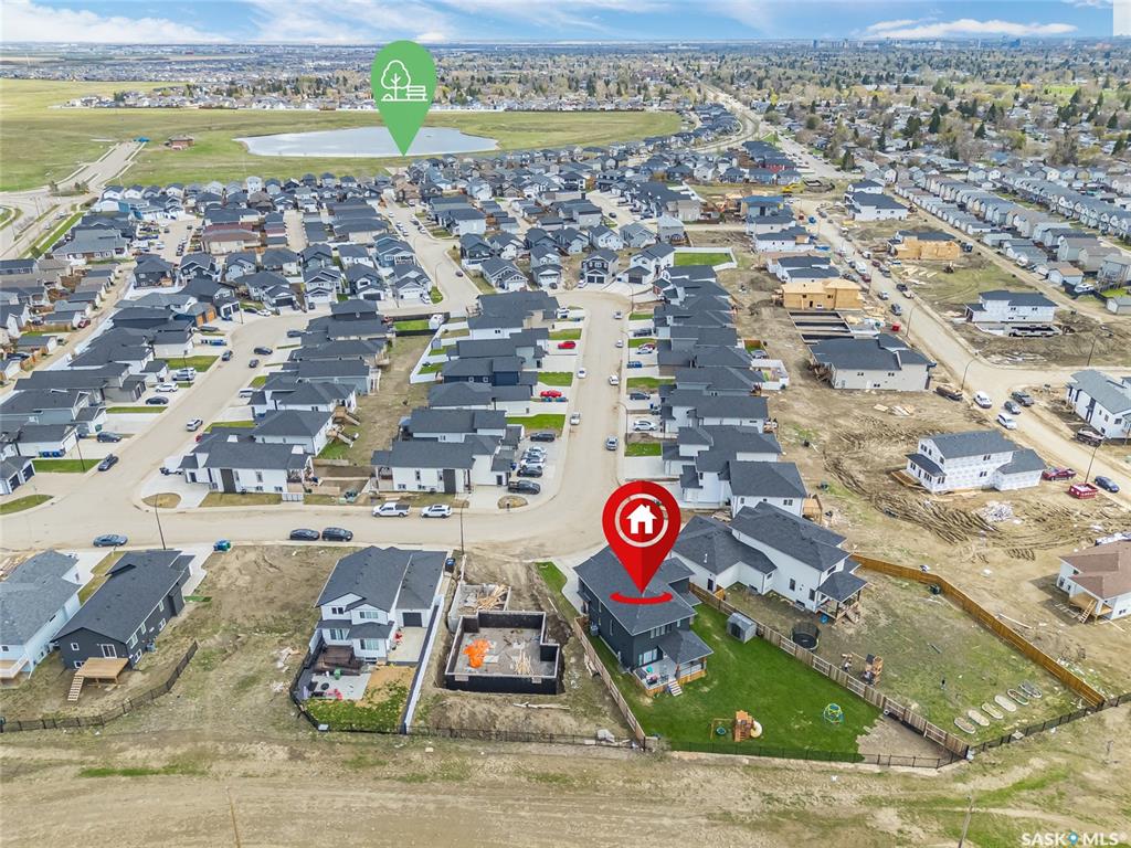 Fifth View of 862 Bentley Manor, Kensington, Saskatoon, Saskatchewan, S7L 6P4