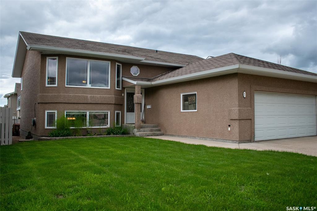 Second View of 71 Longpre Crescent, Crescent Acres, Prince Albert, Saskatchewan, S6X 1C6