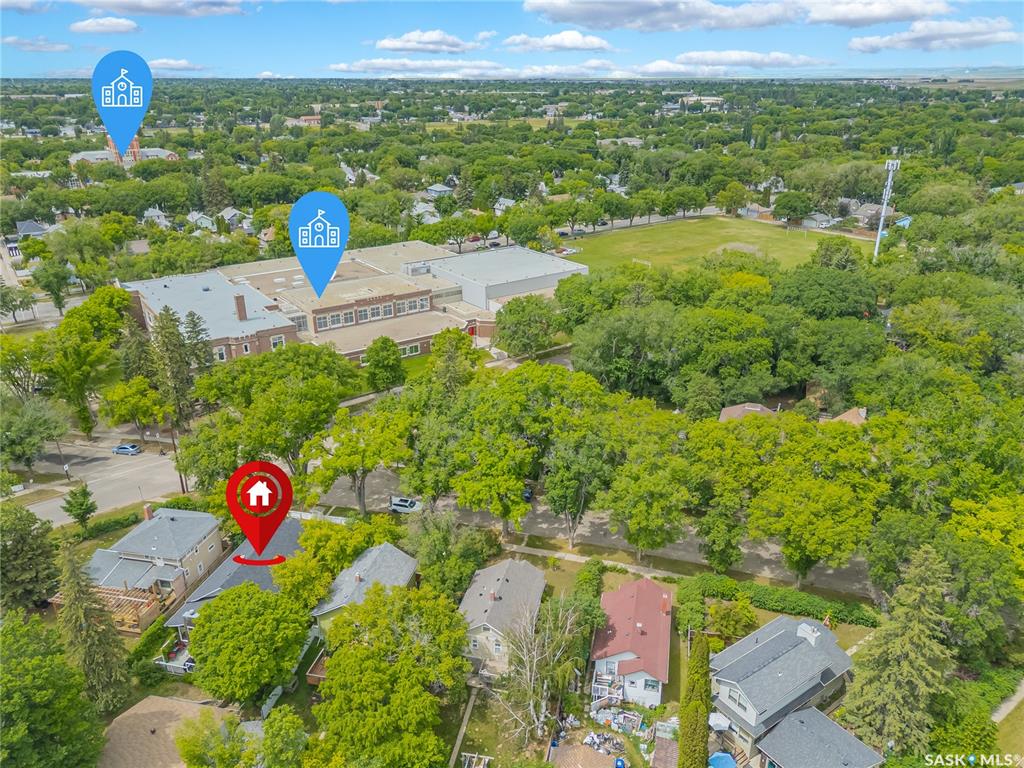 Third View of 621 Bedford Road, Caswell Hill, Saskatoon, Saskatchewan, S7L 0E9