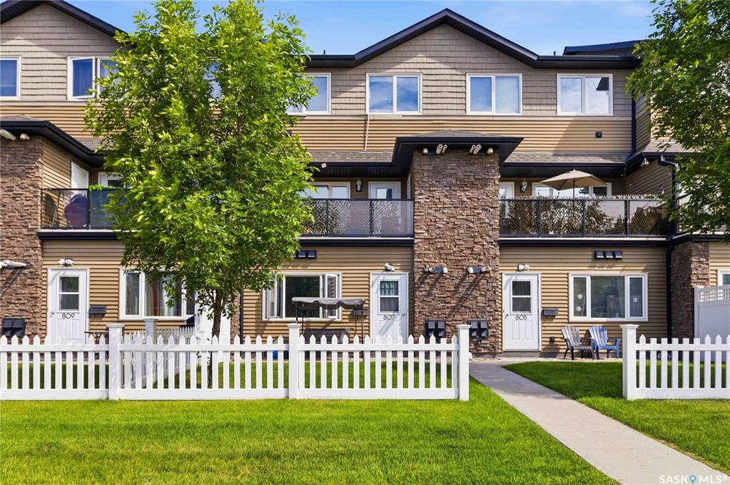 Fifth View of 110 Shillington Crescent #807, Blairmore, Saskatoon, Saskatchewan, S7M 3Z8