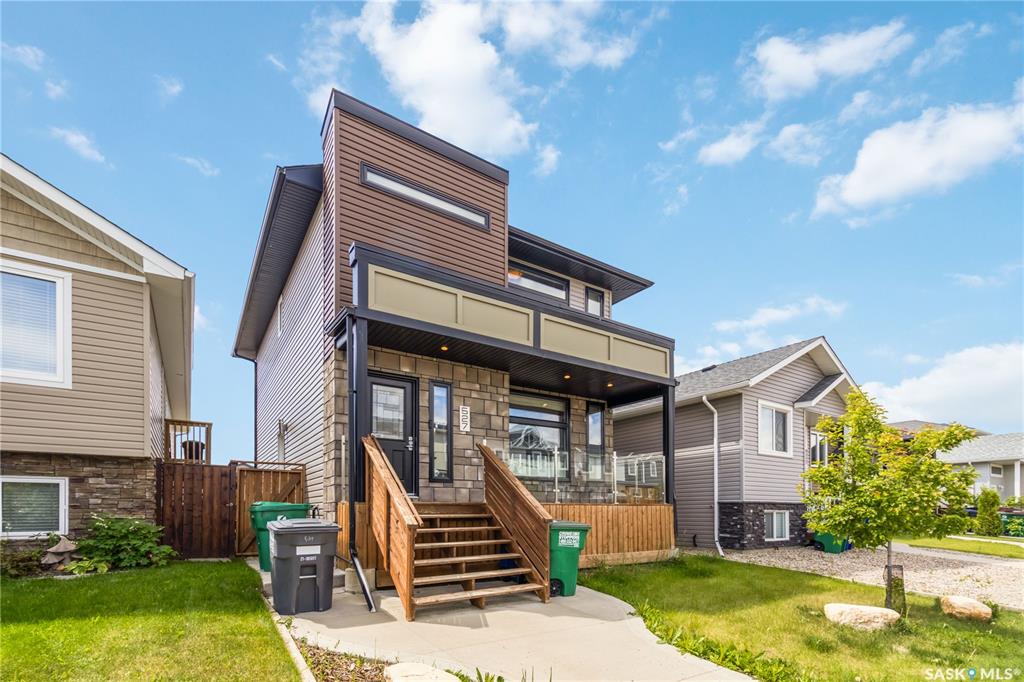 Second View of 527 Kloppenburg Crescent, Evergreen, Saskatoon, Saskatchewan, S7W 0P1