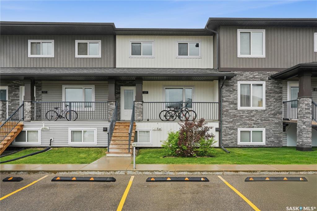 110 Akhtar Bend #618, SK040049, Saskatchewan,