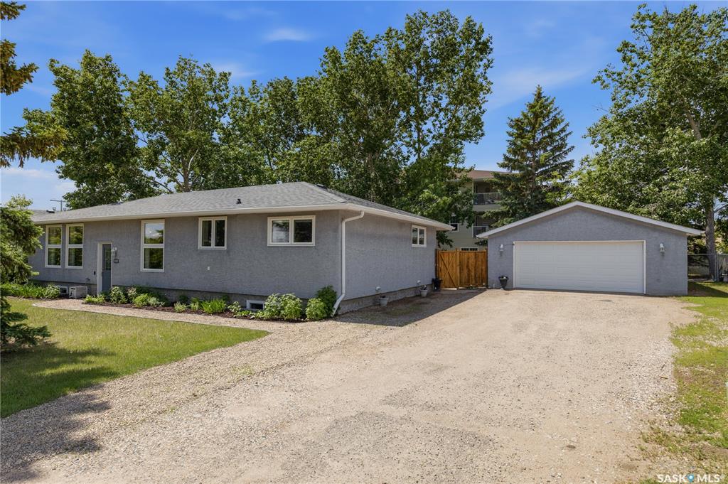 102 Plaxton Place, SK040065, Saskatchewan,