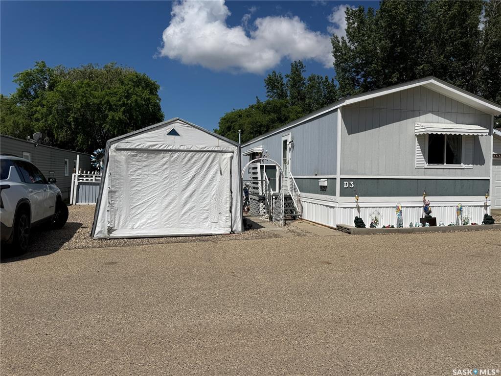 Second View of 1455 9th Avenue Ne #D3, Hillcrest MJ, Moose Jaw, Saskatchewan, S6J 1C6