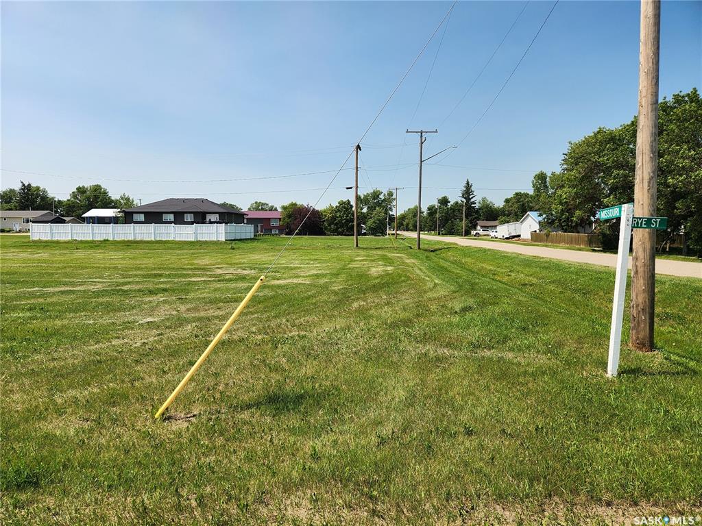 Fourth View of Lot 14 Rye Street, Yellow Grass, Saskatchewan, S0G 5J0