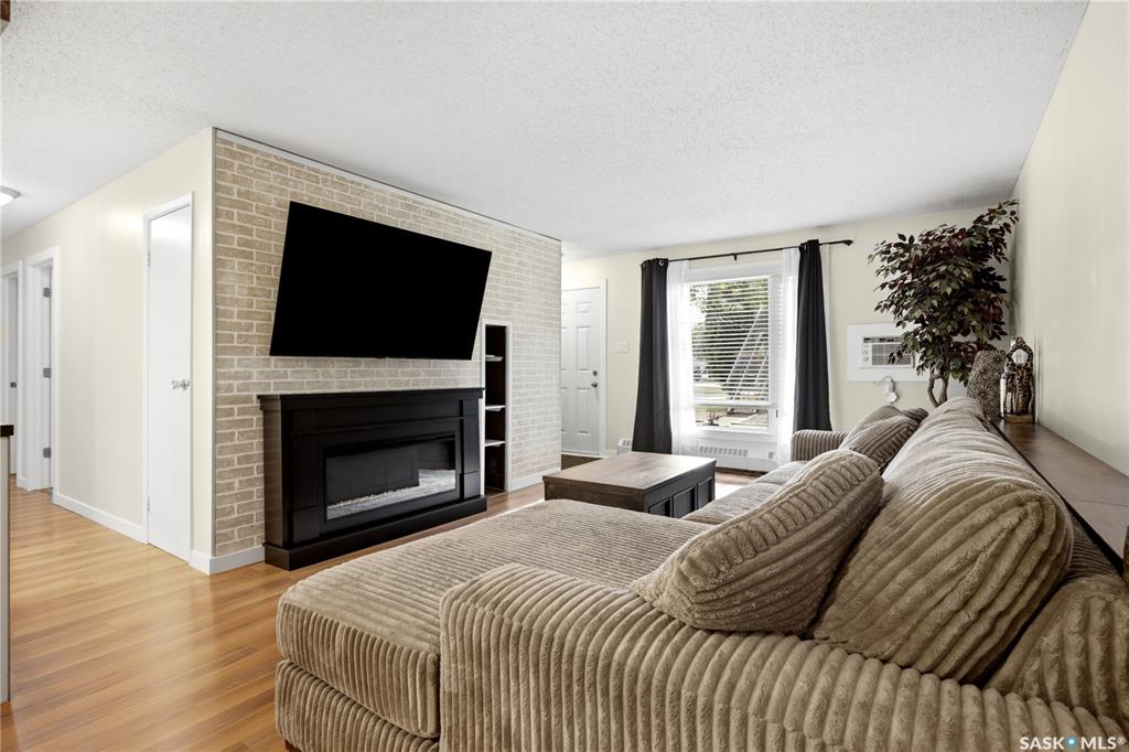 Fifth View of 50 Nollet Avenue #A, Normanview West, Regina, Saskatchewan, S4T 7T9