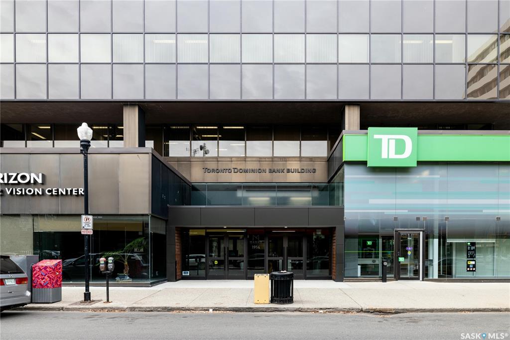 Fourth View of 1914 Hamilton Street #PH208, Downtown District, Regina, Saskatchewan, S4P 3N6