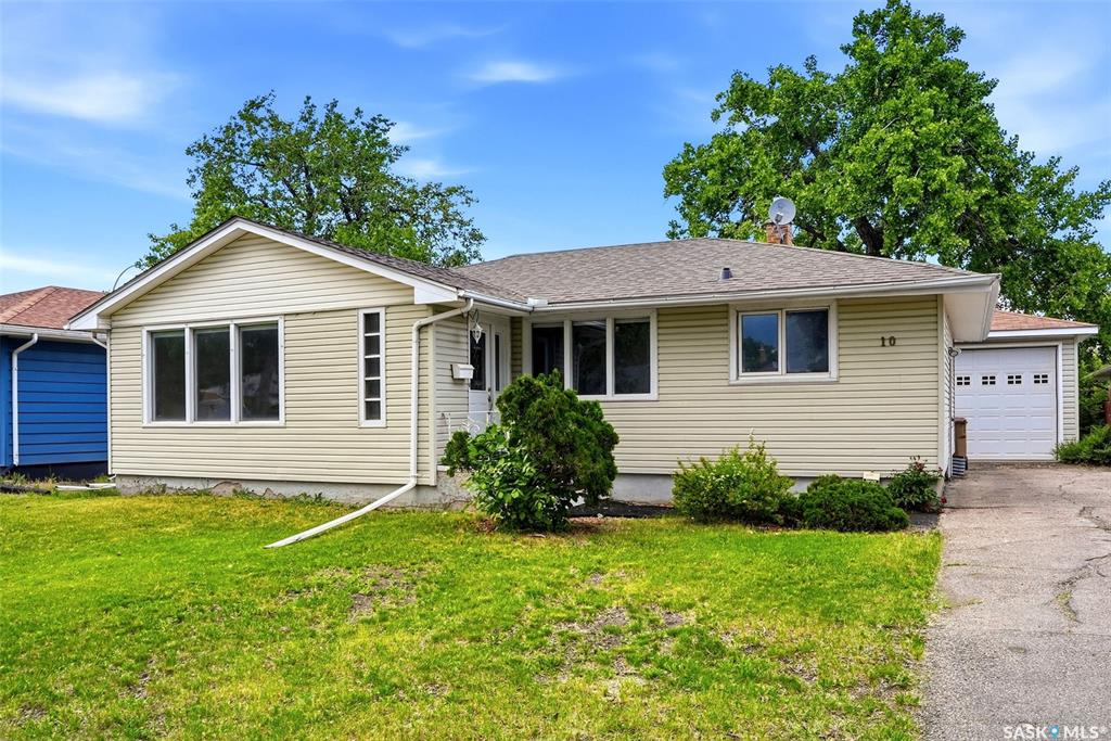 10 Lamont Crescent, SK040151, Saskatchewan,