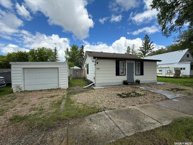 309 319 Alberta Street, SK040198, Saskatchewan,