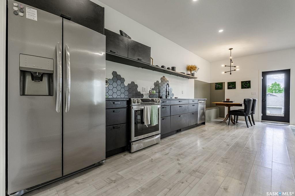 Fifth View of 1539 E Avenue N, Mayfair, Saskatoon, Saskatchewan, S7L 1T9