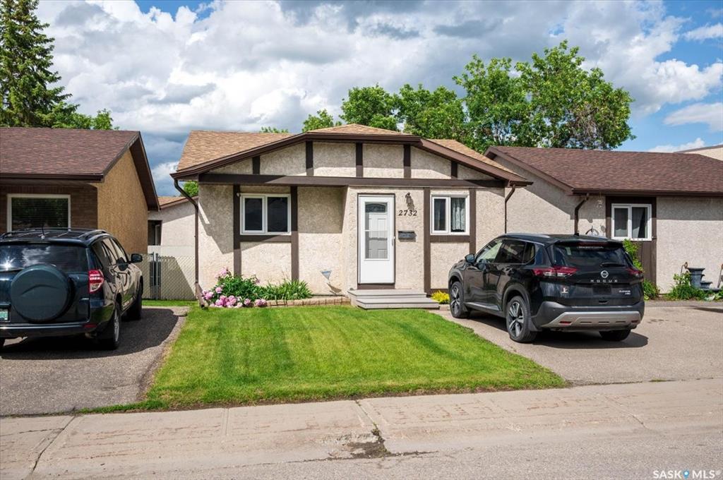 2732 Shooter Drive E, SK040235, Saskatchewan,