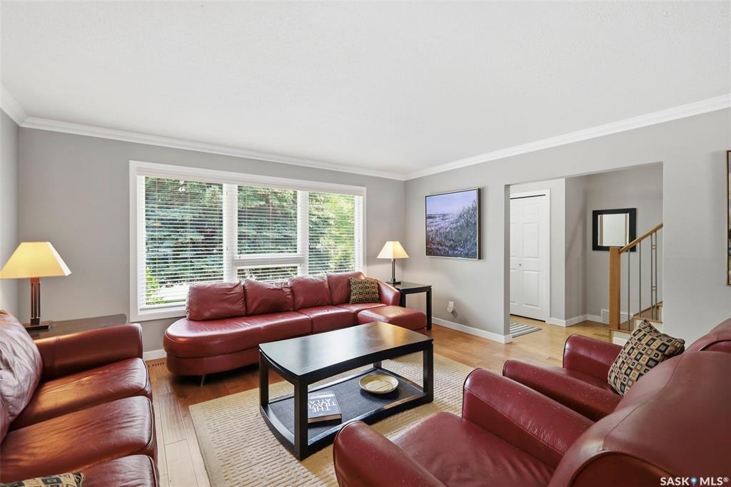 Fifth View of 516 Lake Crescent, Grosvenor Park, Saskatoon, Saskatchewan, S7H 3A4