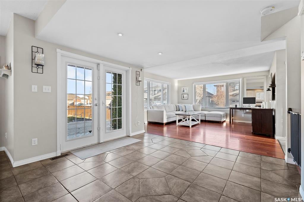 813 Sandy Rise, SK040295, Saskatchewan,