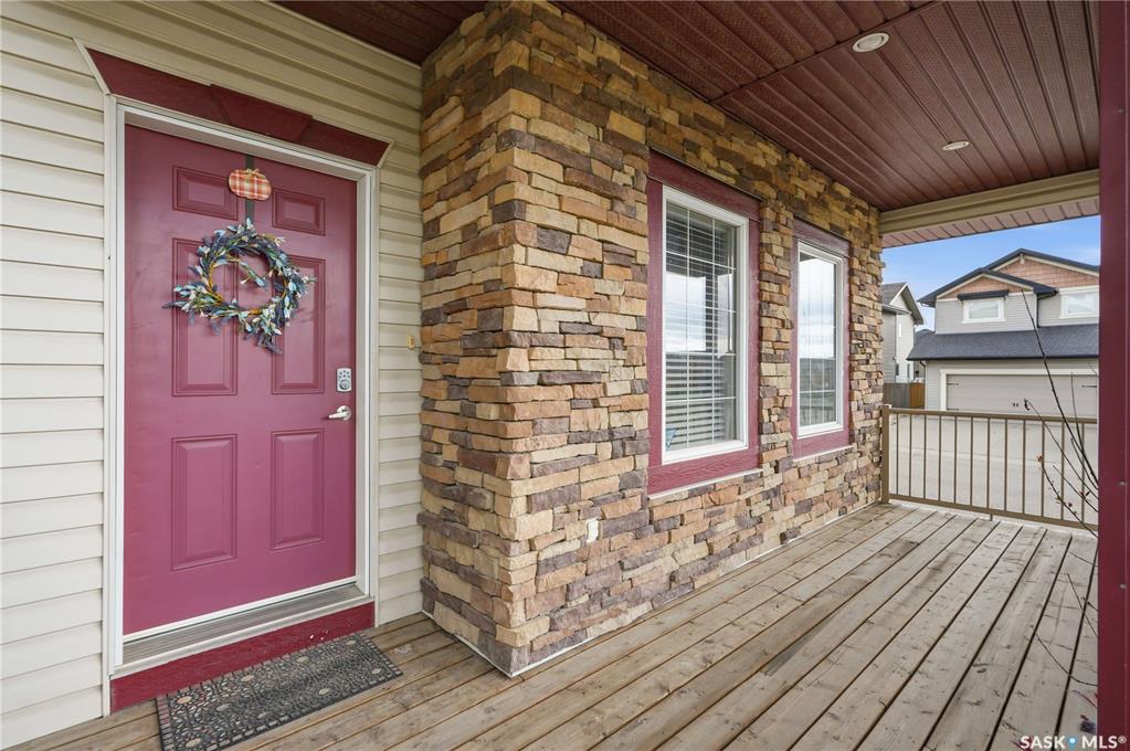 Second View of 531 Gordon Road, Stonebridge, Saskatoon, Saskatchewan, S7T 0A7