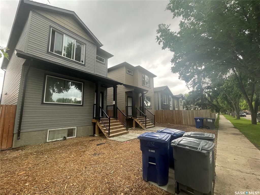 Second View of 1530 B Avenue N, Mayfair, Saskatoon, Saskatchewan, S7L 1H1