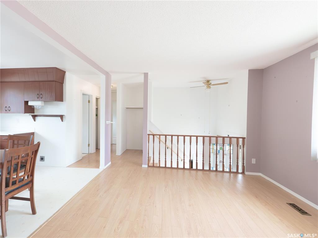 Second View of 10 Roberts Place, Mount Royal RG, Regina, Saskatchewan, S4T 6K6
