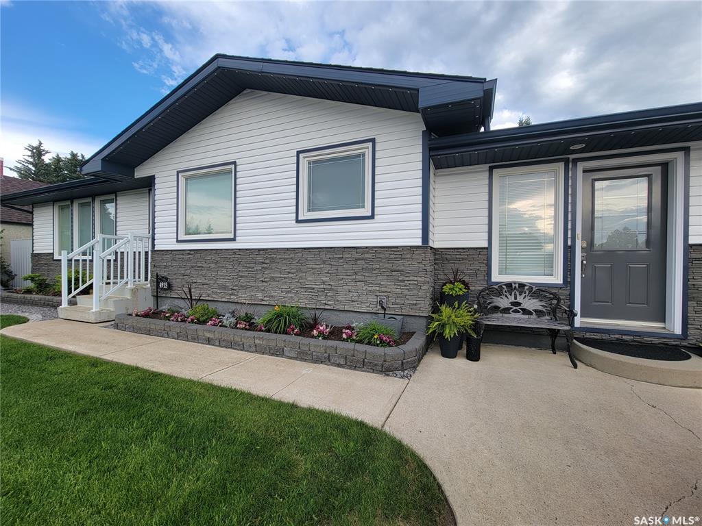 Second View of 4915 Post Street, Macklin, Saskatchewan, S0L 2C0