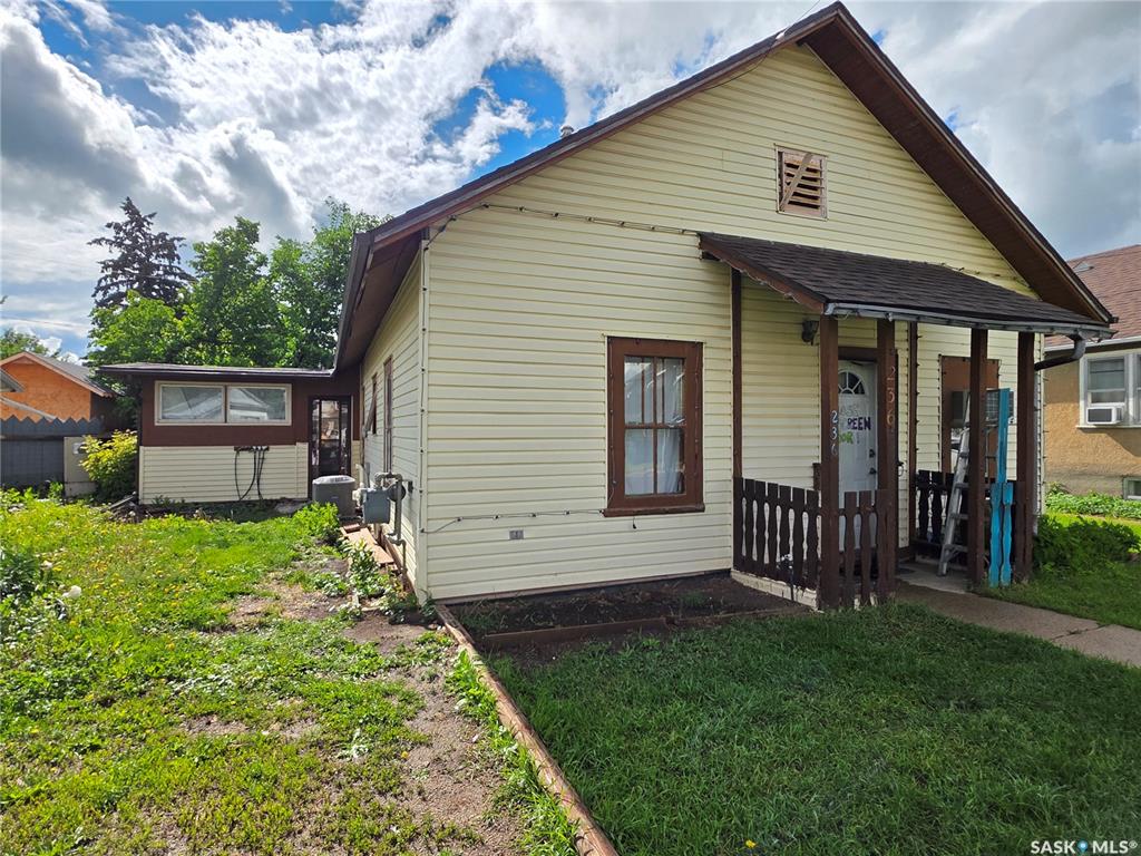 236 6th Avenue Ne, SK040482, Saskatchewan,