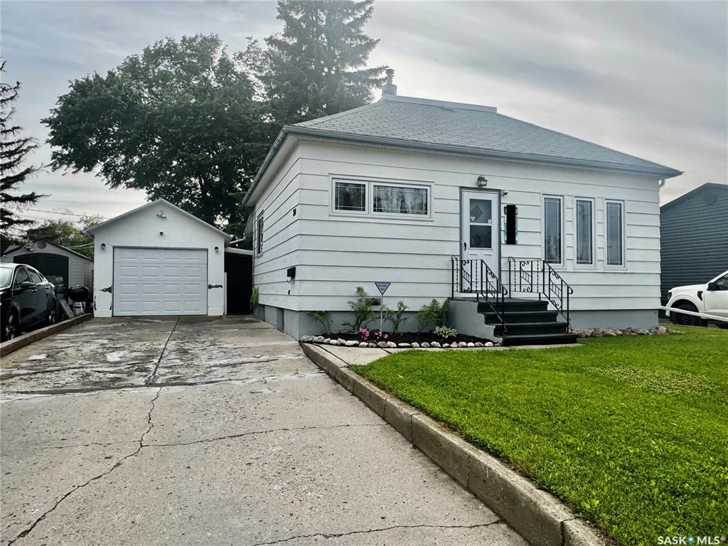 360 Fourth Avenue N, SK040490, Saskatchewan,