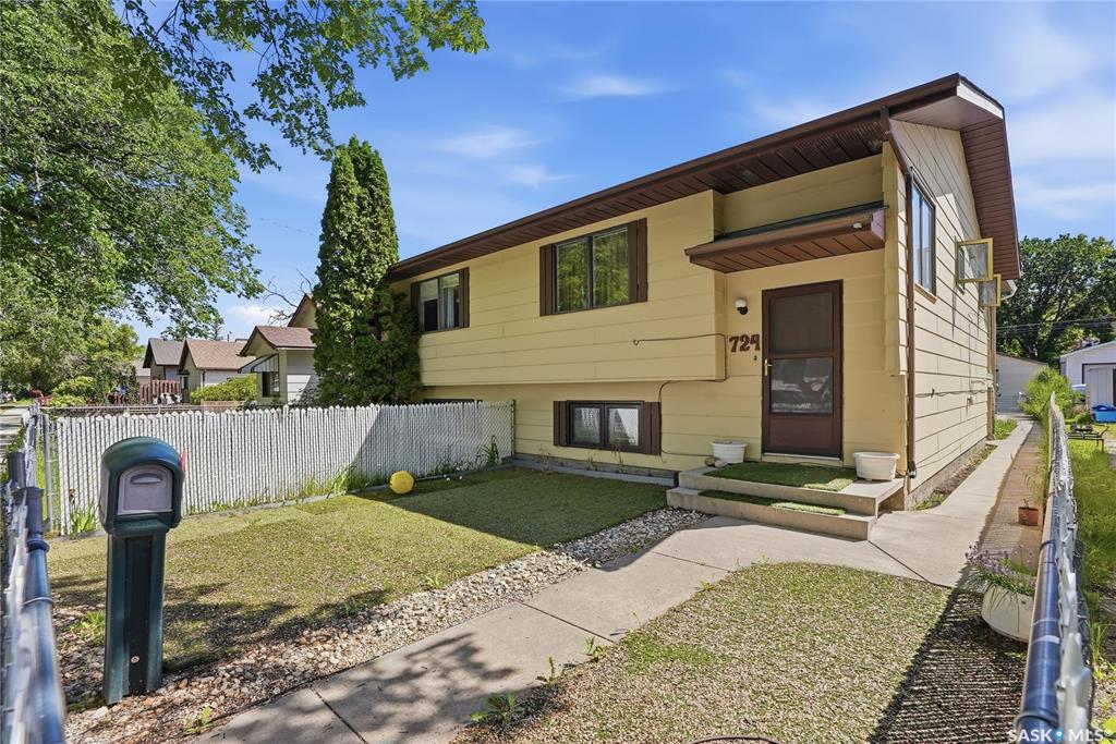 724 M Avenue S, SK040520, Saskatchewan,
